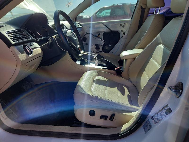 2019 Volkswagen Passat მანქანა იყიდება აუქციონზე, vin: 1VWLA7A33KC001900, აუქციონის ნომერი: 56943136