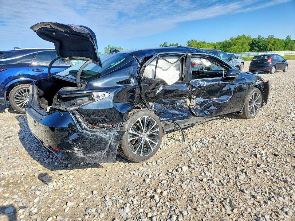 2019 Toyota Camry მანქანა იყიდება აუქციონზე, vin: 4T1B11HKXKU165904, აუქციონის ნომერი: 56448136