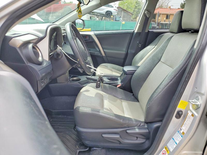 2015 Toyota Rav4 მანქანა იყიდება აუქციონზე, vin: JTMBFREV9FJ025885, აუქციონის ნომერი: 56137596