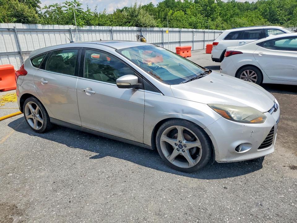 2013 Ford Focus მანქანა იყიდება აუქციონზე, vin: 1FADP3N28DL203043, აუქციონის ნომერი: 58514326