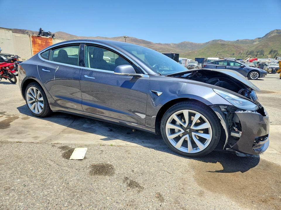 Продаж на аукціоні авто 2018 Tesla Model 3, vin: 5YJ3E1EA3JF052750, номер лоту: 55756446