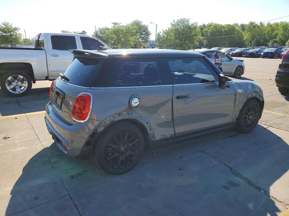 2015 Mini Cooper მანქანა იყიდება აუქციონზე, vin: WMWXP7C53FT740494, აუქციონის ნომერი: 57777536