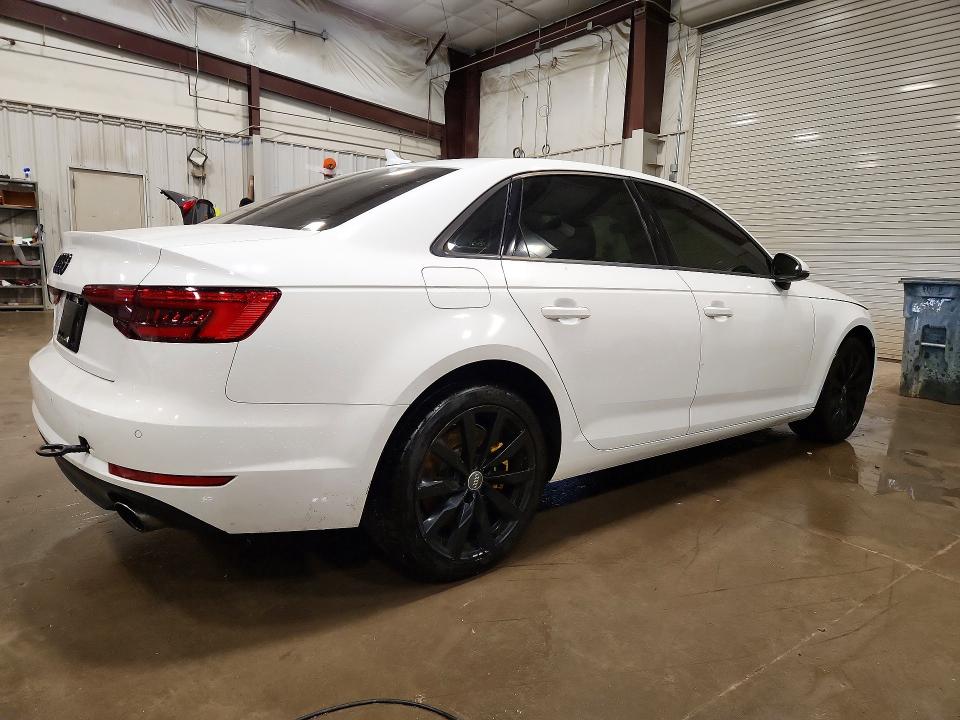 2017 Audi A4 მანქანა იყიდება აუქციონზე, vin: WAUANAF47HN010011, აუქციონის ნომერი: 58154926