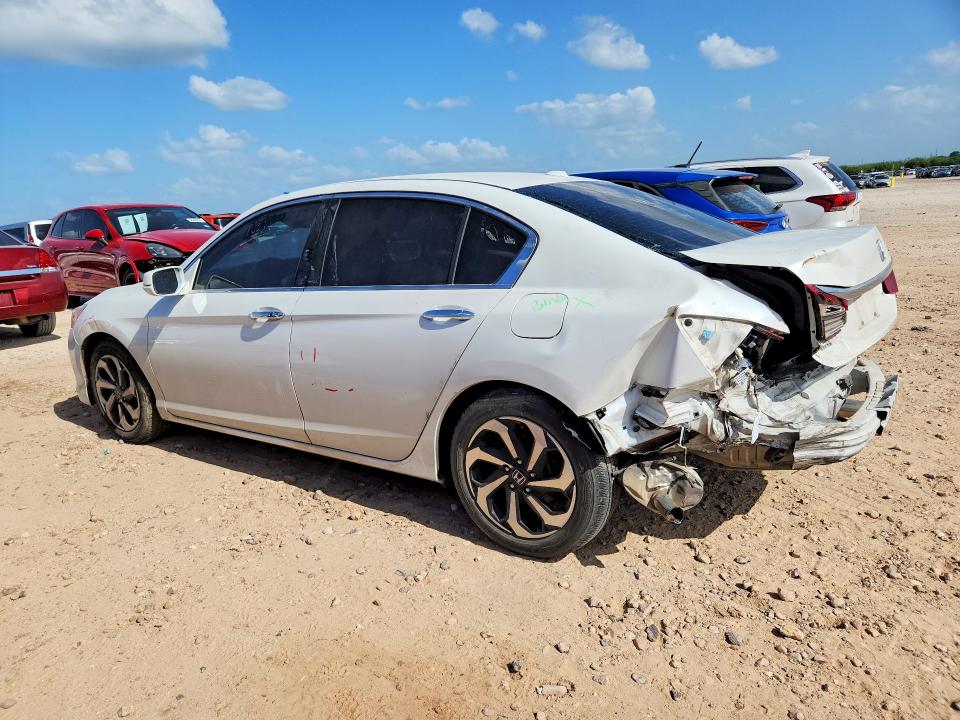 57941036 :رقم المزاد ، 1HGCR3F05HA030923 vin ، 2017 Honda Accord مزاد بيع