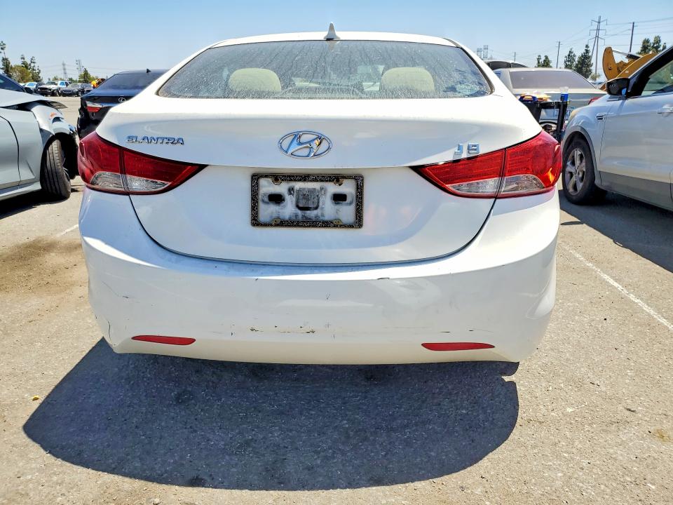 57064506 :رقم المزاد ، 5NPDH4AE0BH029502 vin ، 2011 Hyundai Elantra مزاد بيع