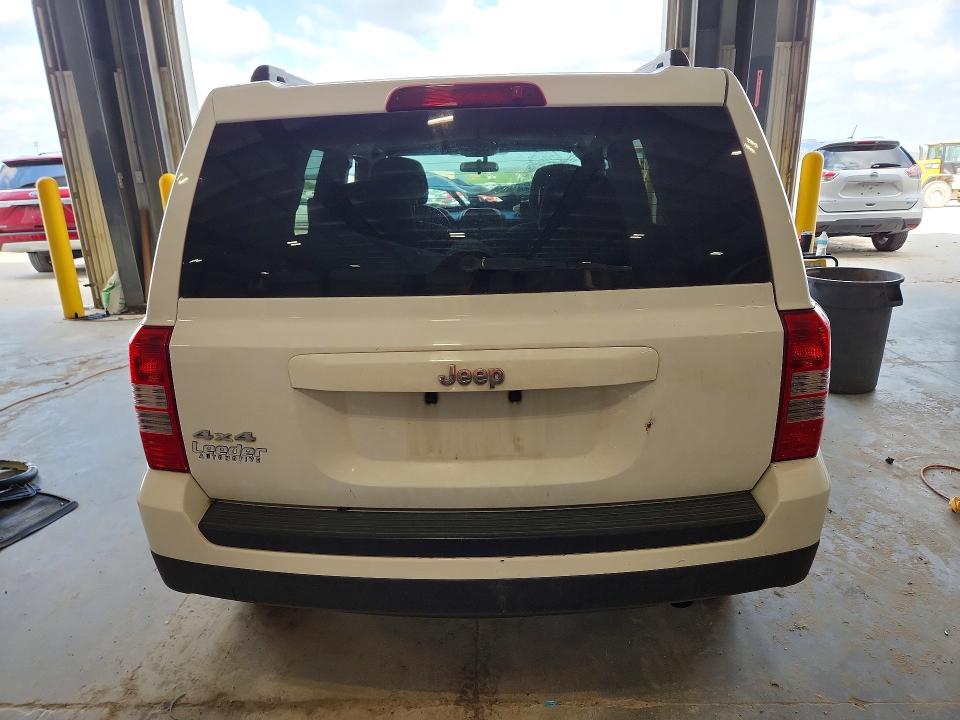 2011 Jeep Patriot მანქანა იყიდება აუქციონზე, vin: 1J4NF1GB5BD258568, აუქციონის ნომერი: 56416346