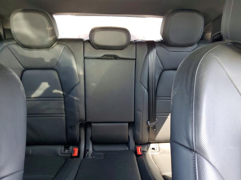 56307576 :رقم المزاد ، WP1BE2AY8NDA51058 vin ، 2022 Porsche Cayenne مزاد بيع