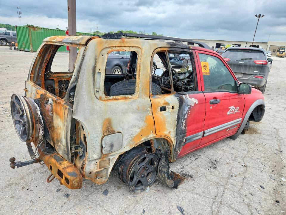 56470876 :رقم المزاد ، 2CNBJ734746904692 vin ، 2004 Chevrolet Tracker مزاد بيع