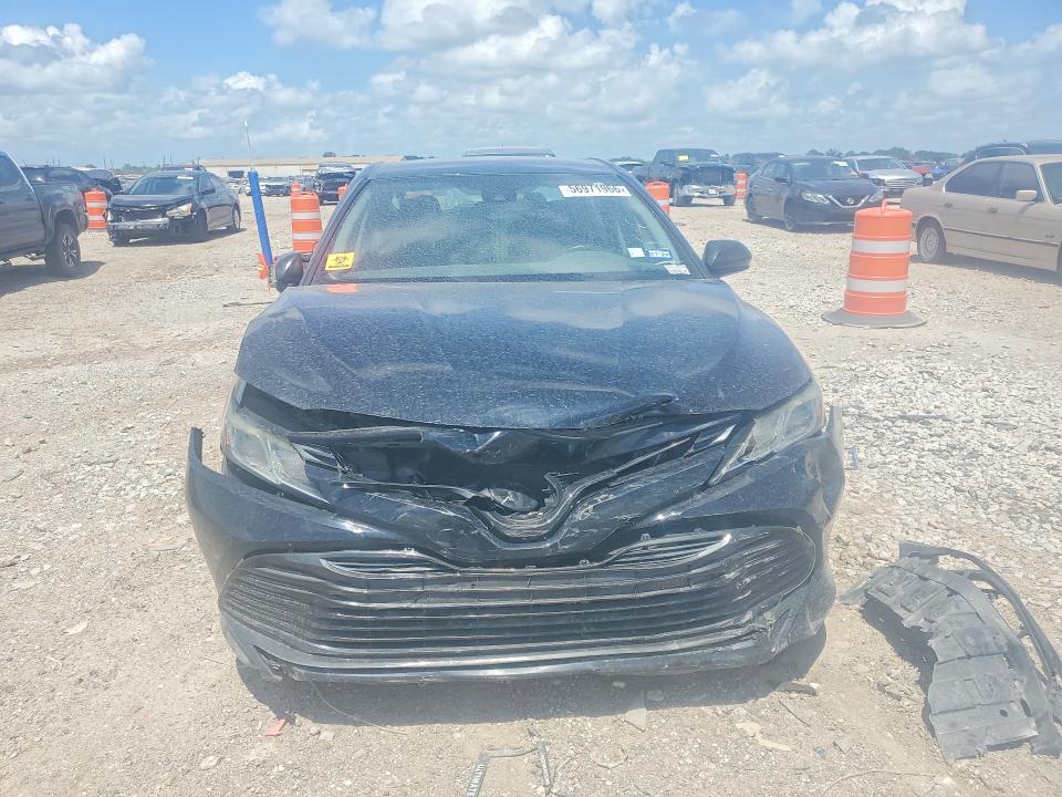2019 Toyota Camry მანქანა იყიდება აუქციონზე, vin: 4T1B11HK8KU262373, აუქციონის ნომერი: 56971966