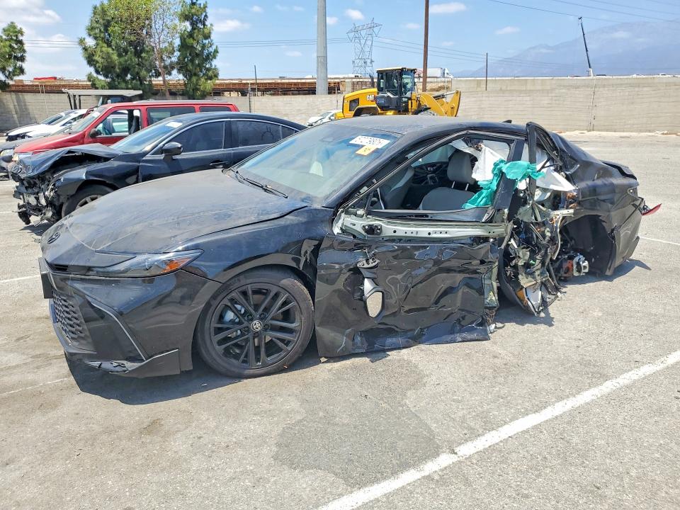 2026 Toyota Camry მანქანა იყიდება აუქციონზე, vin: 4T1DAACK0TU677348, აუქციონის ნომერი: 57279806