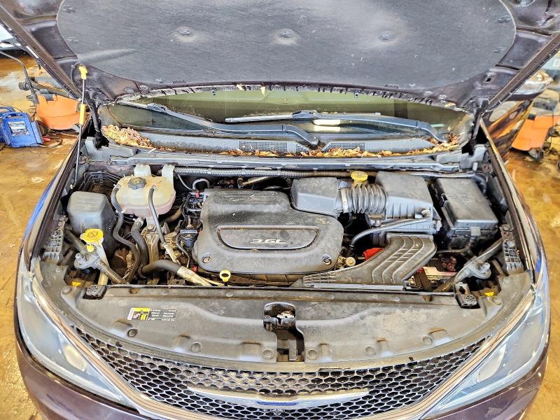 Продажа на аукционе авто 2017 Chrysler Pacifica, vin: 2C4RC1GG1HR608490, номер лота: 56232366