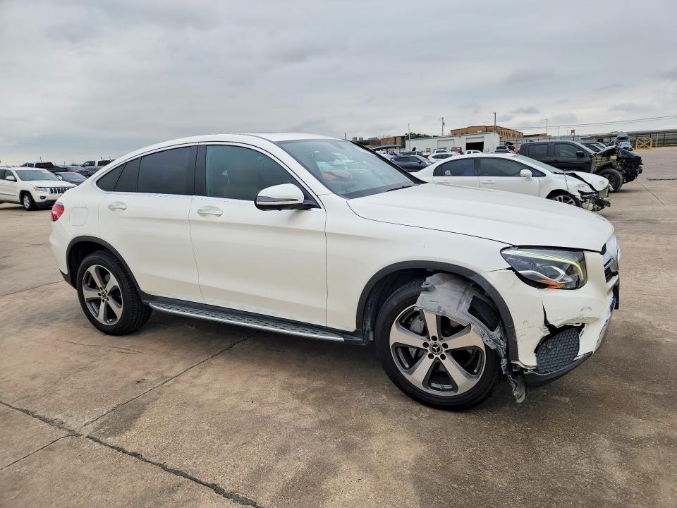 57627106 :رقم المزاد ، WDC0J4KB0KF641422 vin ، 2019 Mercedes-benz Glc Coupe مزاد بيع