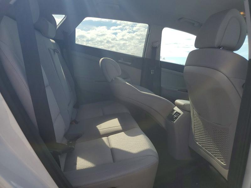 58557896 :رقم المزاد ، KM8J33AL7JU774418 vin ، 2018 Hyundai Tucson مزاد بيع