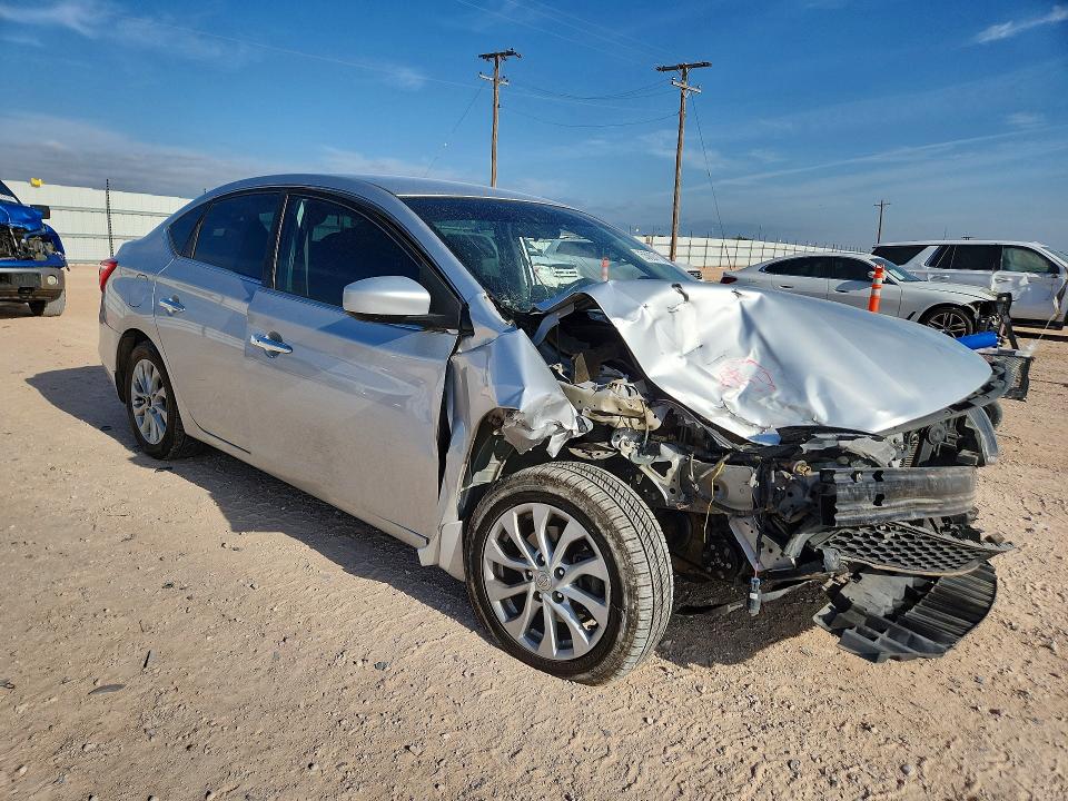 55807106 :رقم المزاد ، 3N1AB7AP1JL639174 vin ، 2018 Nissan Sentra مزاد بيع