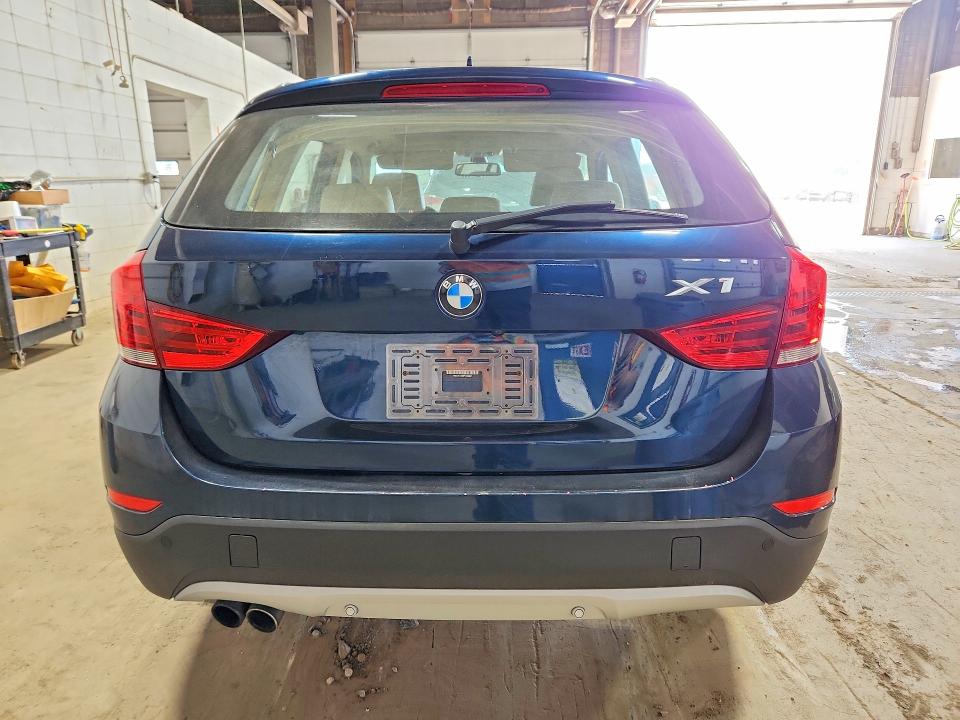 2015 Bmw X1 მანქანა იყიდება აუქციონზე, vin: WBAVL1C58FVY28607, აუქციონის ნომერი: 55508456