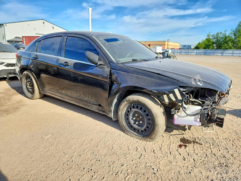 58572096 :رقم المزاد ، 1C3CCBAB3DN532744 vin ، 2013 Chrysler 200 مزاد بيع