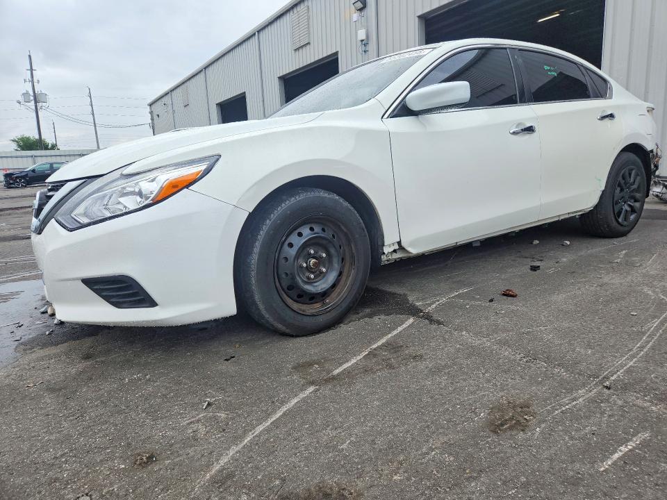 Продажа на аукционе авто 2017 Nissan Altima, vin: 1N4AL3AP3HN326646, номер лота: 55302456