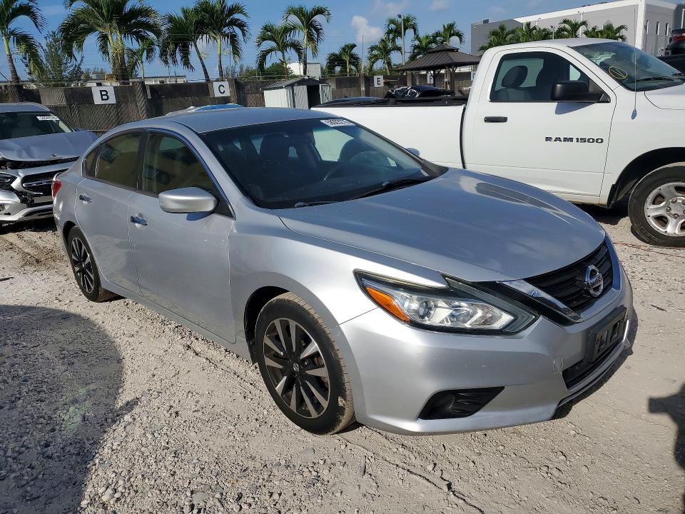 Продаж на аукціоні авто 2018 Nissan Altima, vin: 1N4AL3AP6JC234965, номер лоту: 58003276