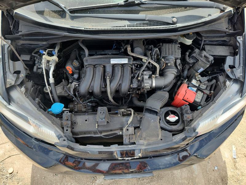 76294105 :رقم المزاد ، 3HGGK5H54FM744021 vin ، 2015 Honda Fit مزاد بيع