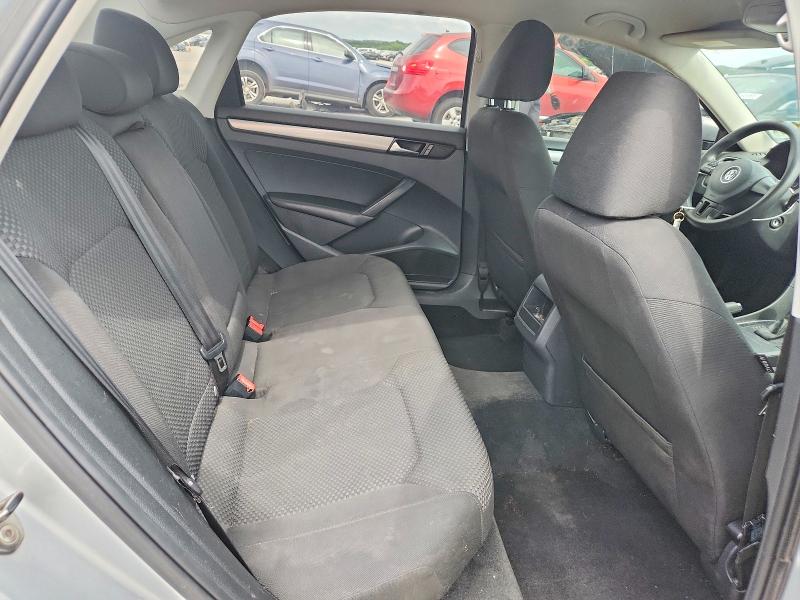 57070906 :رقم المزاد ، 1VWAH7A30DC018563 vin ، 2013 Volkswagen Passat مزاد بيع