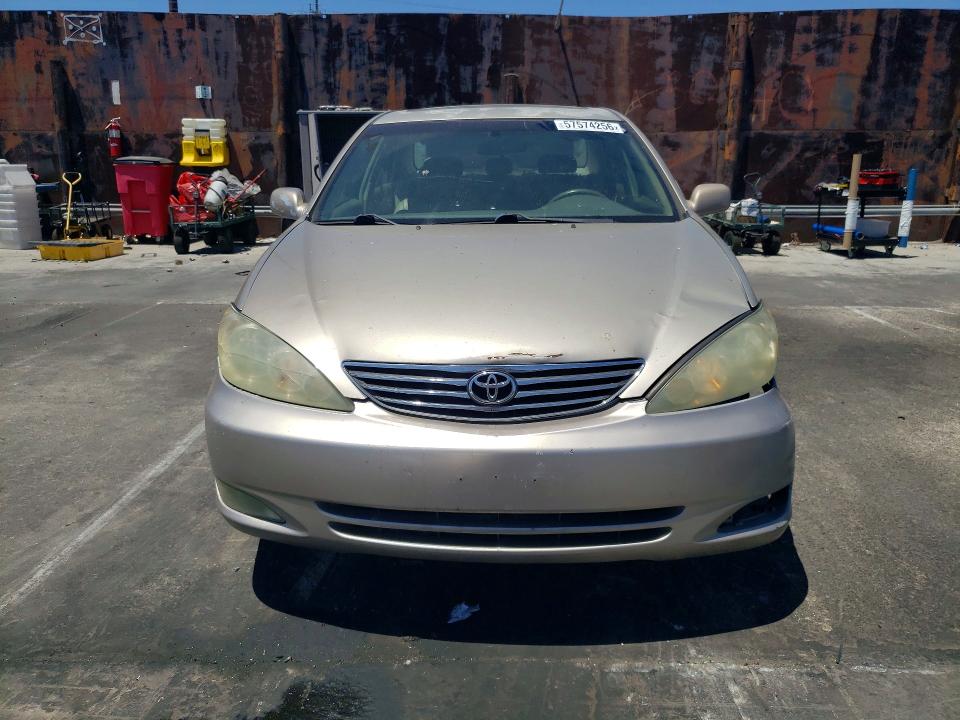 2006 Toyota Camry მანქანა იყიდება აუქციონზე, vin: 4T1BF30K66U117587, აუქციონის ნომერი: 57574256