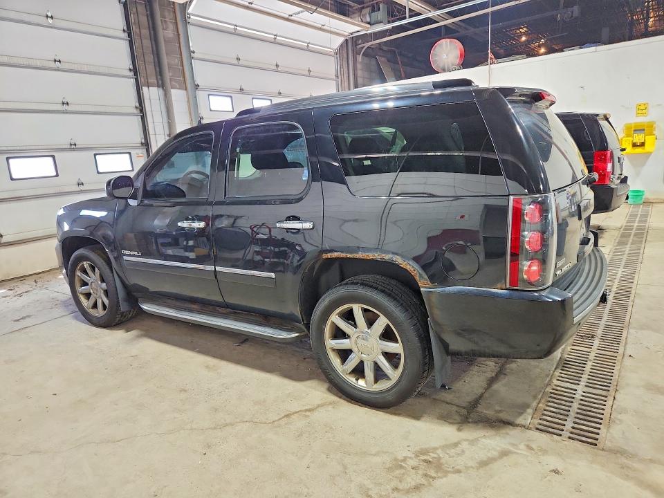58570906 :رقم المزاد ، 1GKUKEEFXAR208720 vin ، 2010 Gmc Yukon مزاد بيع