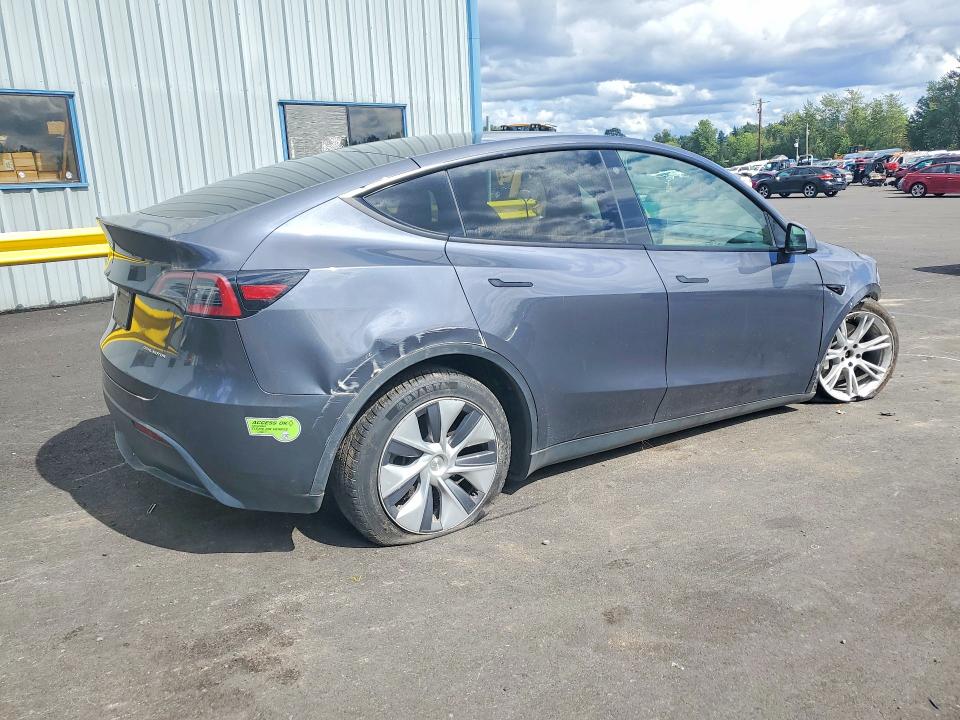 2023 Tesla Model Y მანქანა იყიდება აუქციონზე, vin: 7SAYGDEE8PF639526, აუქციონის ნომერი: 57043826