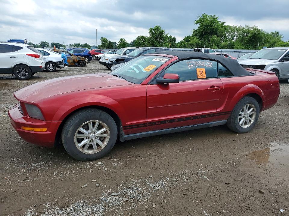 2007 Ford Mustang მანქანა იყიდება აუქციონზე, vin: 1ZVFT84N975329697, აუქციონის ნომერი: 56984636