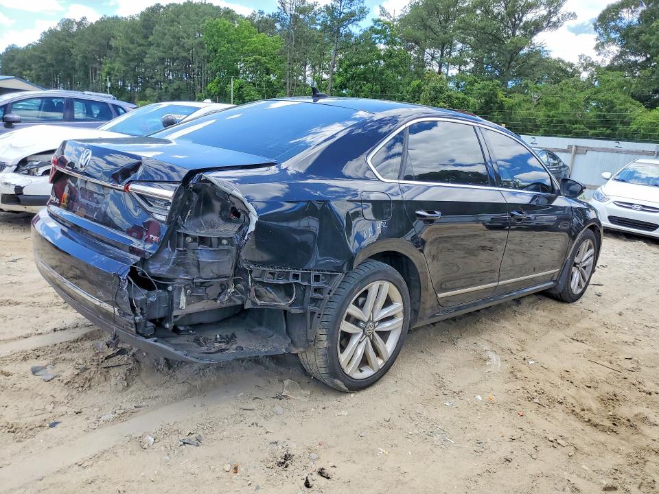 57315446 :رقم المزاد ، 1VWCT7A33HC063476 vin ، 2017 Volkswagen Passat مزاد بيع