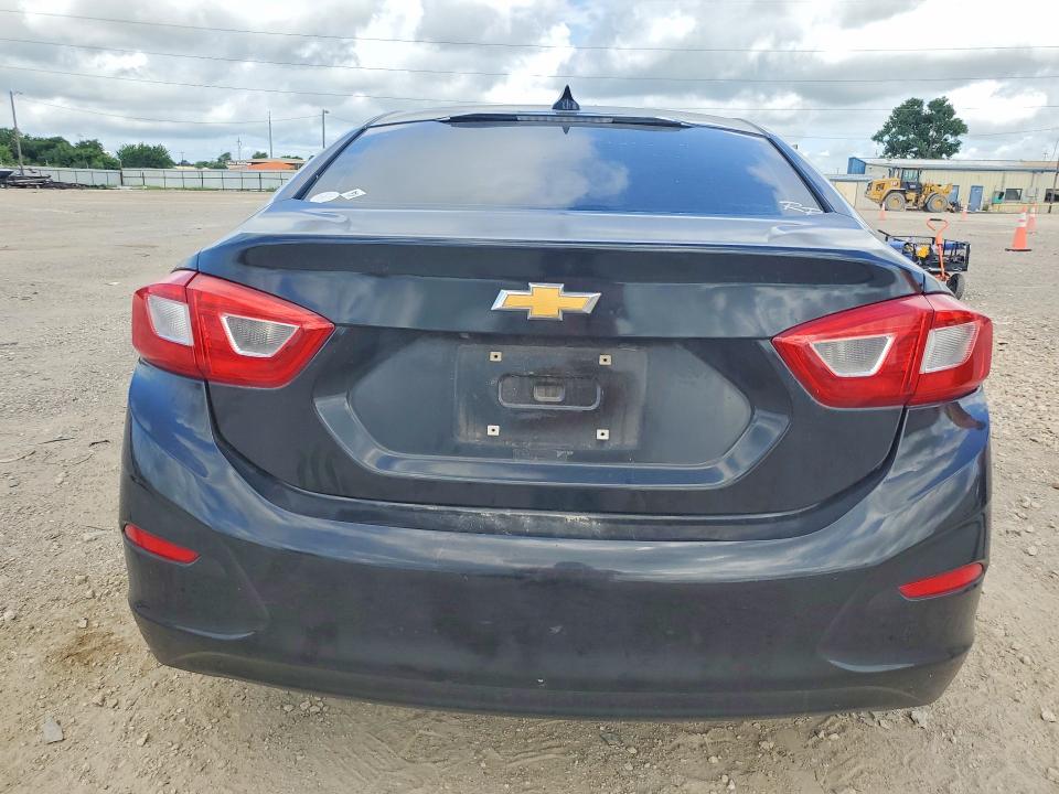 2017 Chevrolet Cruze მანქანა იყიდება აუქციონზე, vin: 1G1BE5SM9H7230820, აუქციონის ნომერი: 57020436