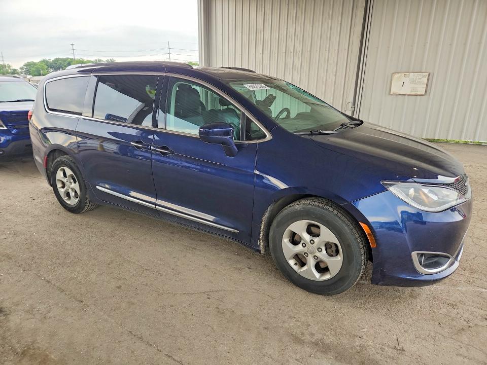 Продаж на аукціоні авто 2017 Chrysler Pacifica, vin: 2C4RC1EG9HR669802, номер лоту: 58875586
