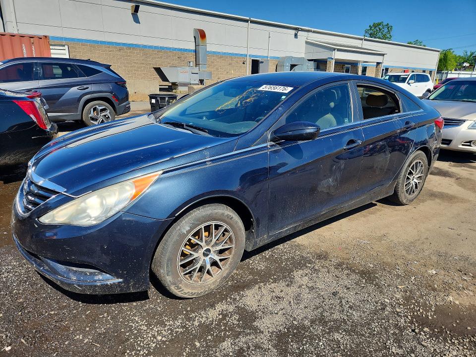 2011 Hyundai Sonata მანქანა იყიდება აუქციონზე, vin: 5NPEB4AC8BH010085, აუქციონის ნომერი: 57656176