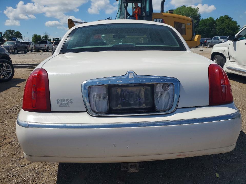 Aukcja sprzedaży 1998 Lincoln Town Car, vin: 1LNFM81W5WY663487, numer aukcji: 56250846