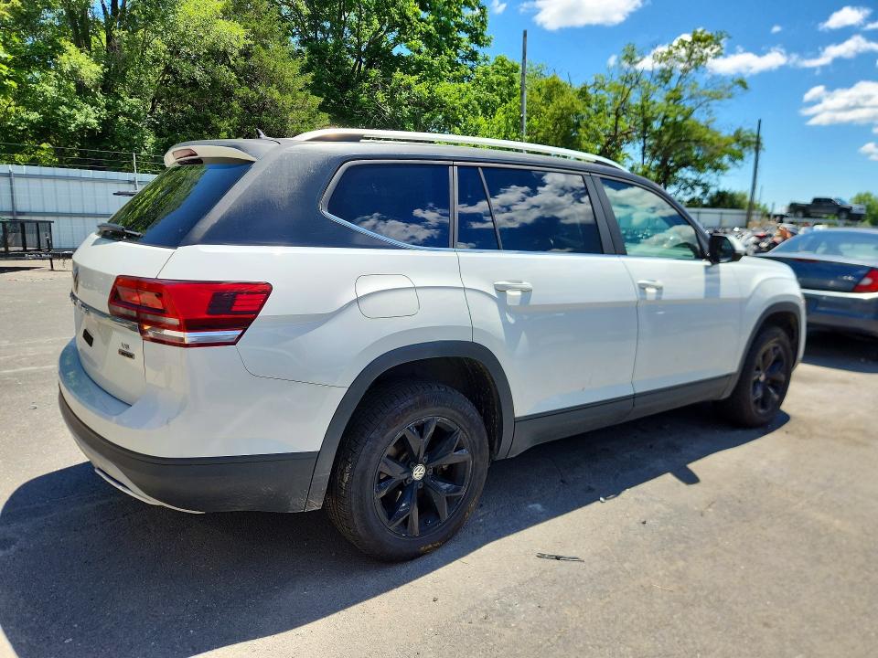 Продаж на аукціоні авто 2018 Volkswagen Atlas, vin: 1V2LR2CAXJC506100, номер лоту: 57210686