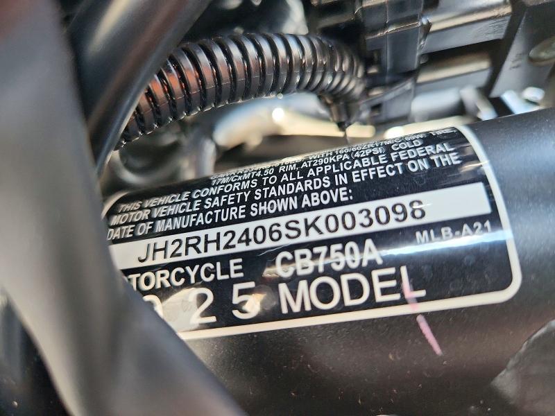 56473146 :رقم المزاد ، JH2RH2406SK003098 vin ، 2025 Honda Cb750 مزاد بيع