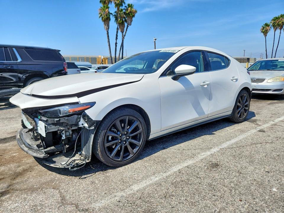 2021 Mazda 3 მანქანა იყიდება აუქციონზე, vin: JM1BPBML8M1339626, აუქციონის ნომერი: 55936156