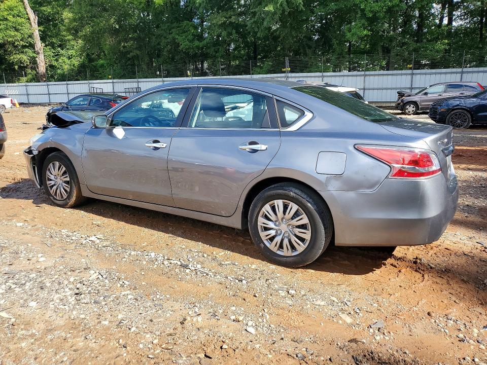 2015 Nissan Altima მანქანა იყიდება აუქციონზე, vin: 1N4AL3AP2FN891435, აუქციონის ნომერი: 57701876