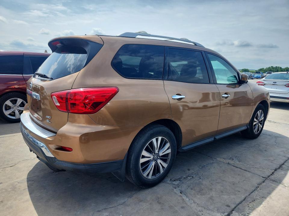 57260876 :رقم المزاد ، 5N1DR2MM3HC603899 vin ، 2017 Nissan Pathfinder مزاد بيع