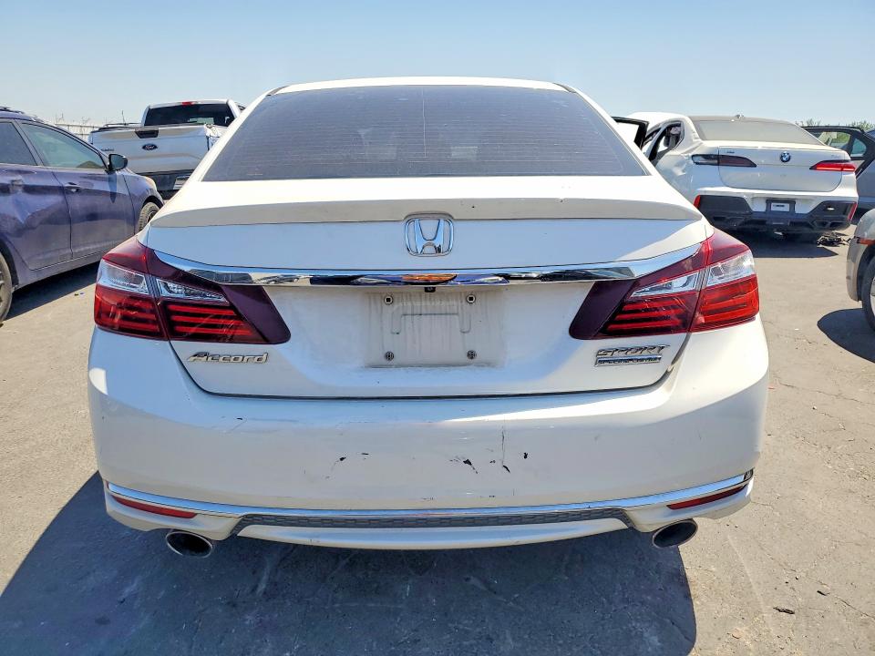 Продажа на аукционе авто 2017 Honda Accord, vin: 1HGCR2F17HA300236, номер лота: 57353296