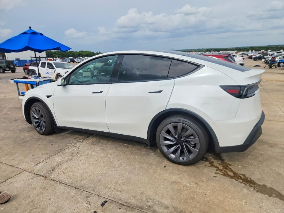Продаж на аукціоні авто 2026 Tesla Model  Y, vin: 7SAYGDEE2TF636504, номер лоту: 57705526