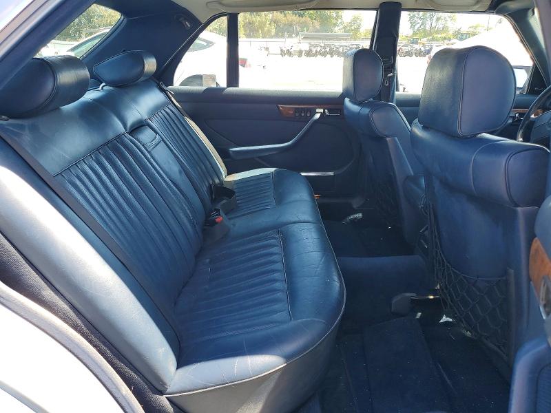 1988 Mercedes-benz 560 მანქანა იყიდება აუქციონზე, vin: WDBCA39D4JA394579, აუქციონის ნომერი: 57912426