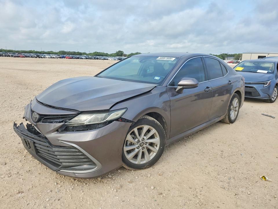 Продажа на аукционе авто 2022 Toyota Camry, vin: 4T1C11AK7NU711920, номер лота: 58067606