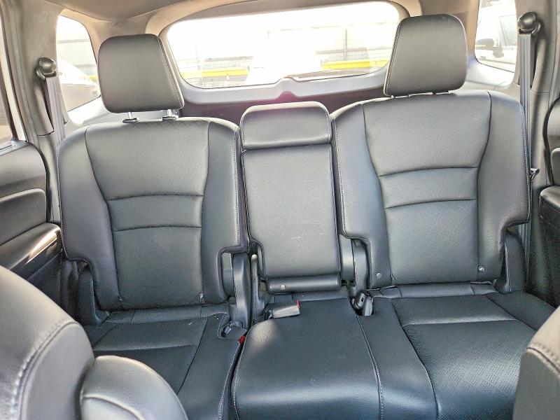 53060576 :رقم المزاد ، 5FNYF8H04LB011190 vin ، 2020 Honda Passport مزاد بيع