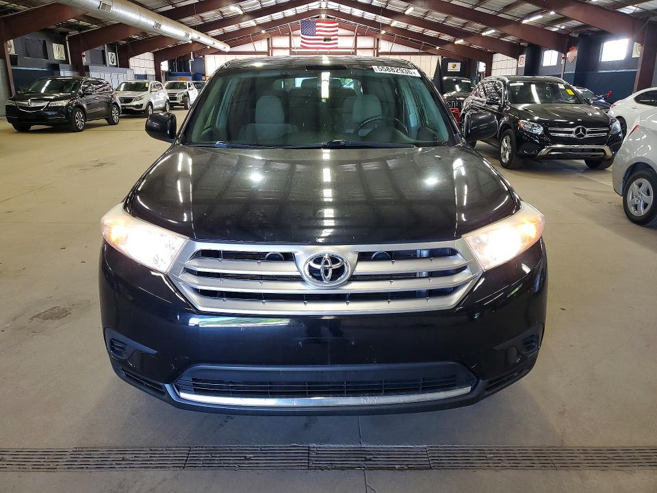 Продажа на аукционе авто 2013 Toyota Highlander, vin: 5TDBK3EH6DS203562, номер лота: 55882936