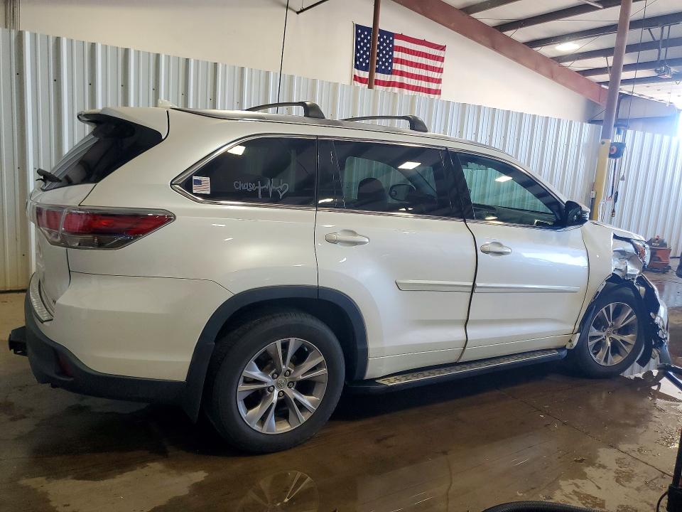Продажа на аукционе авто 2015 Toyota Highlander, vin: 5TDKKRFH7FS097689, номер лота: 56091716