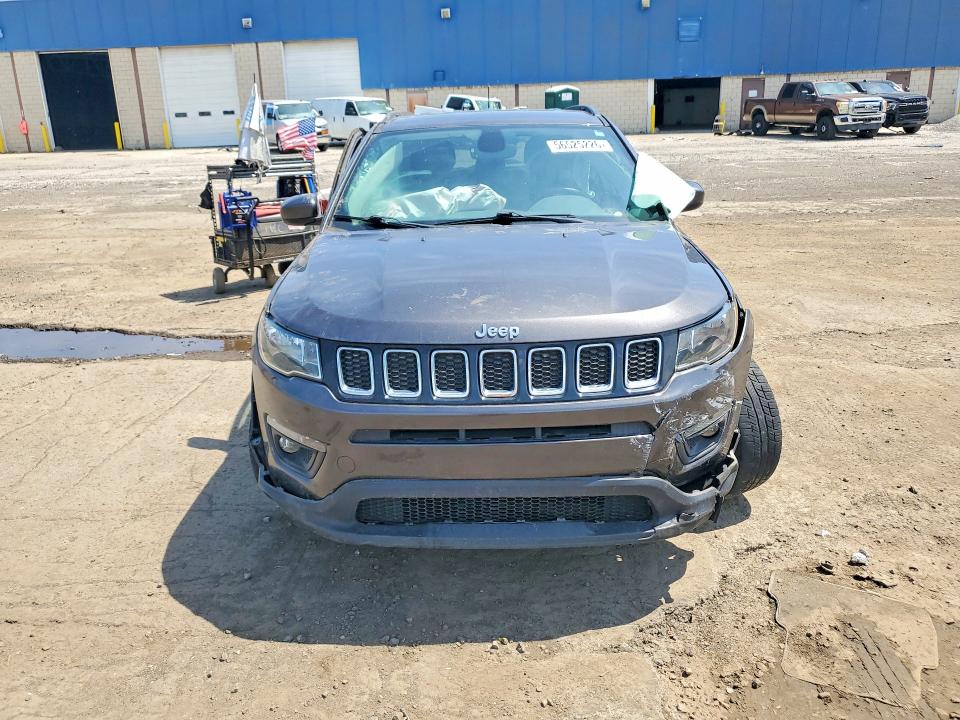 2019 Jeep Compass მანქანა იყიდება აუქციონზე, vin: 3C4NJDBB0KT597326, აუქციონის ნომერი: 56525226