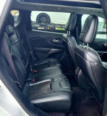 57632686 :رقم المزاد ، 1C4PJLLX2KD206695 vin ، 2019 Jeep Cherokee مزاد بيع