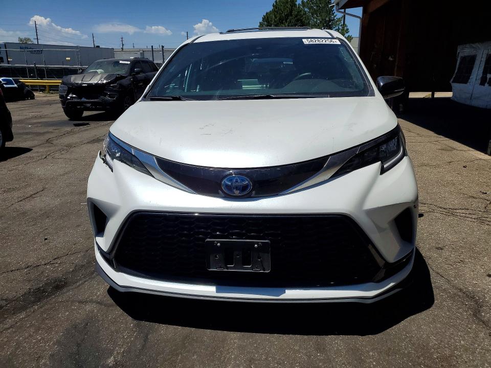 58282256 :رقم المزاد ، 5TDCSKFC8PS078845 vin ، 2023 Toyota Sienna مزاد بيع
