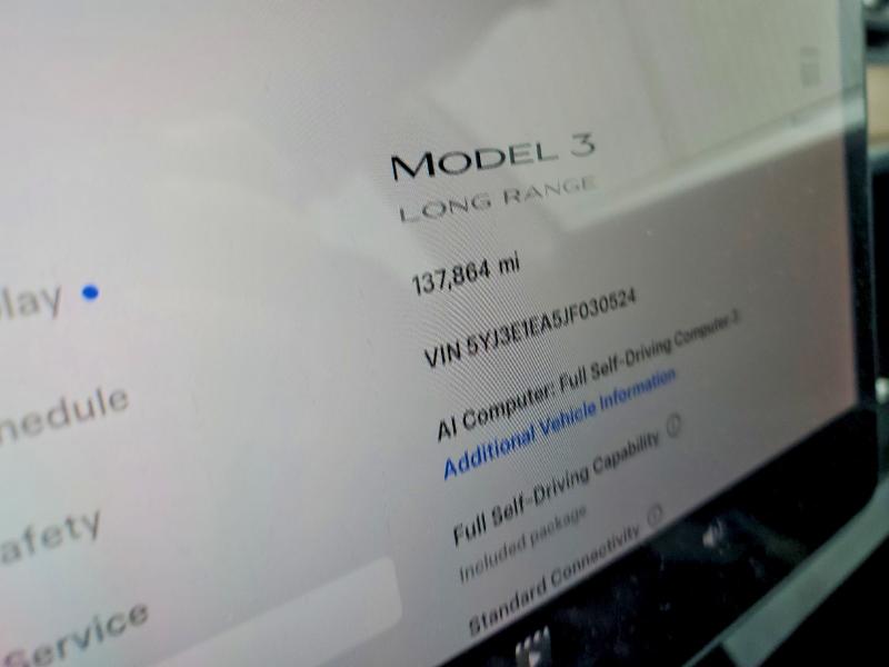 Продажа на аукционе авто 2018 Tesla Model 3, vin: 5YJ3E1EA5JF030524, номер лота: 57012366