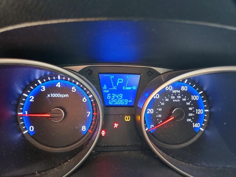 2011 Hyundai Tucson მანქანა იყიდება აუქციონზე, vin: KM8JU3AC7BU132134, აუქციონის ნომერი: 58734756